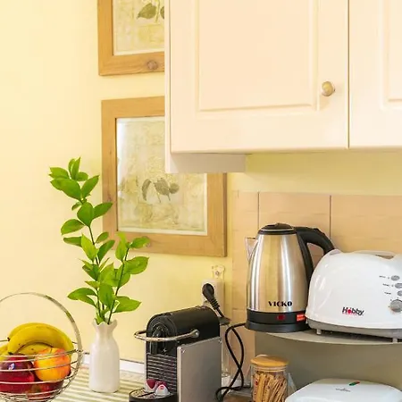 San Nikolas 16 Apartment